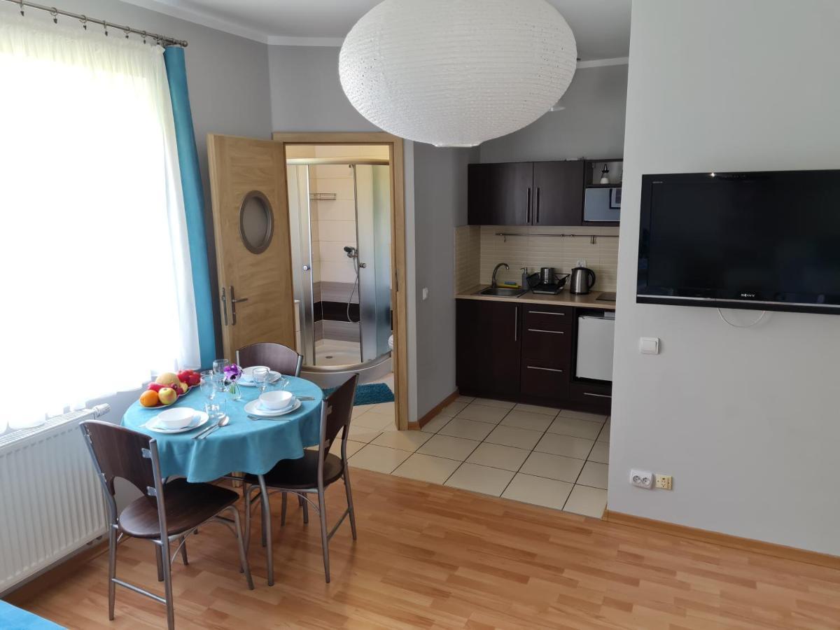 Bela - pokoje z aneksami i apartamenty BON Kołobrzeg Zewnętrze zdjęcie