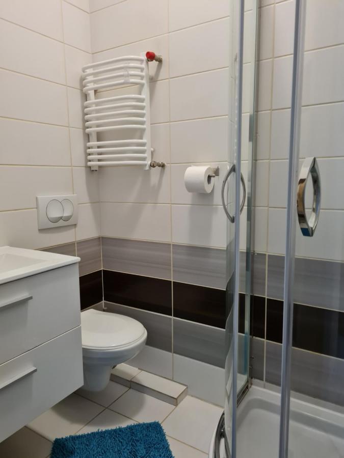 Bela - pokoje z aneksami i apartamenty BON Kołobrzeg Zewnętrze zdjęcie