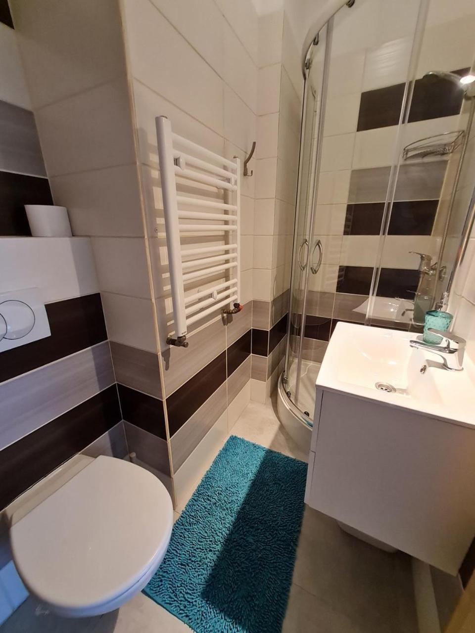 Bela - pokoje z aneksami i apartamenty BON Kołobrzeg Zewnętrze zdjęcie